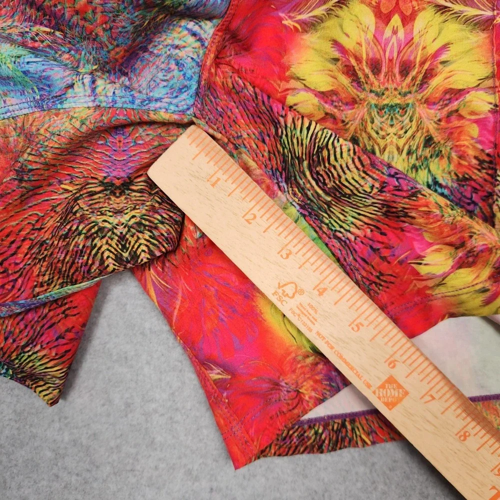 Born Primitive Shorts Mens Medium Red Psychedelic Print Athletic Stretch Workout